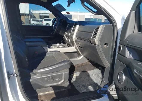2018 Ford Expedition Xlt z USA, uszkodzony, nr VIN 1FMJU1HT6JEA18905